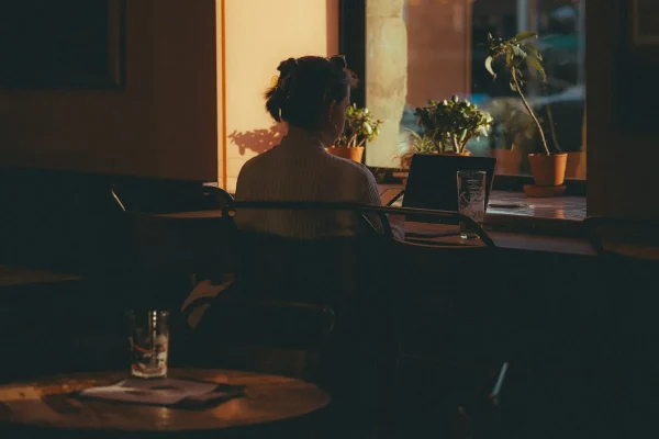 Godkväll eller god kväll – vad är egentligen rätt?